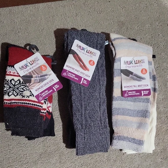 Muk Luks Women's Crew Socks - Black, Cream, Gray, Tan - Picture 2 of 2